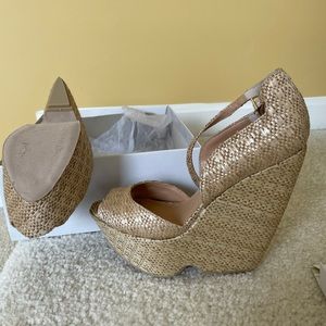 Steve Madden Women Wedge Shoes